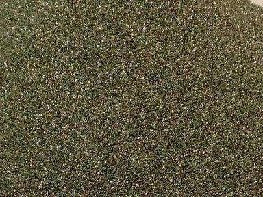 High purity green silicon carbide powders and grains